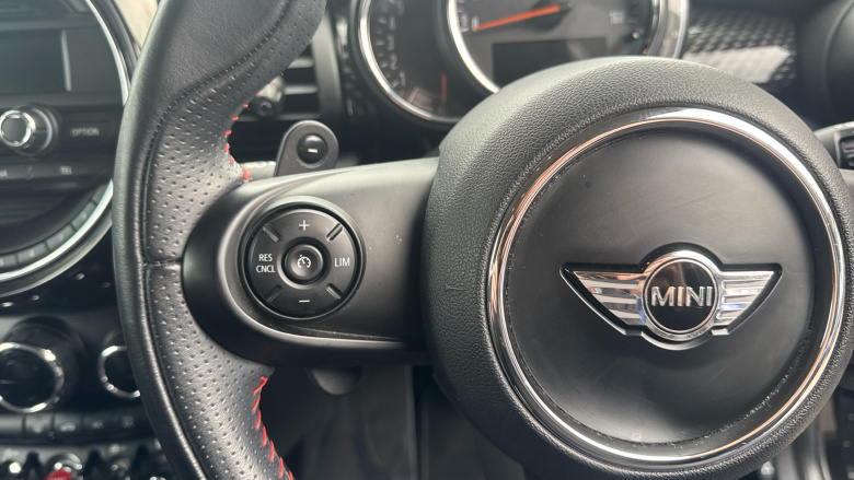 MINI Hatchback 2.0 Cooper S D 5dr Auto [8 Speed] Diesel Hatchback